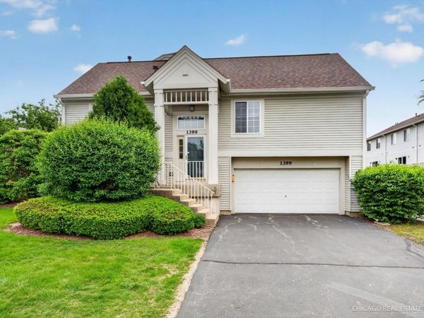 1399 New Haven Drive , Cary, IL 60013