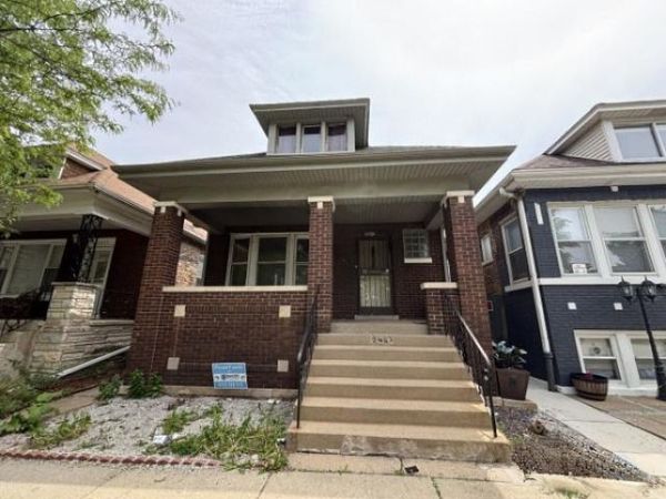 2647 W 69th Street , Chicago, IL 60629