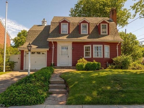 1400 Summit Ter, Linden, NJ 07036
