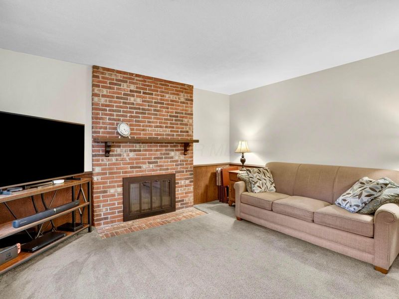5015 Fenwick Court, Columbus, OH 43220 Photo 11