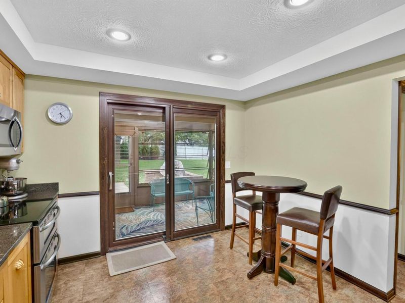 5015 Fenwick Court, Columbus, OH 43220 Photo 17
