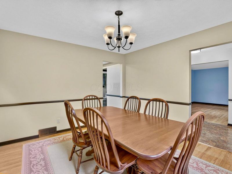 5015 Fenwick Court, Columbus, OH 43220 Photo 22