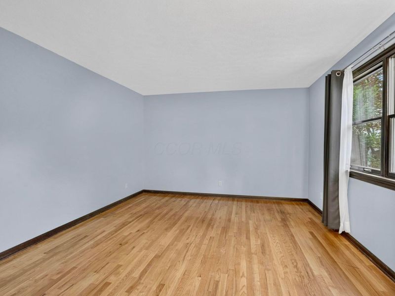 5015 Fenwick Court, Columbus, OH 43220 Photo 6