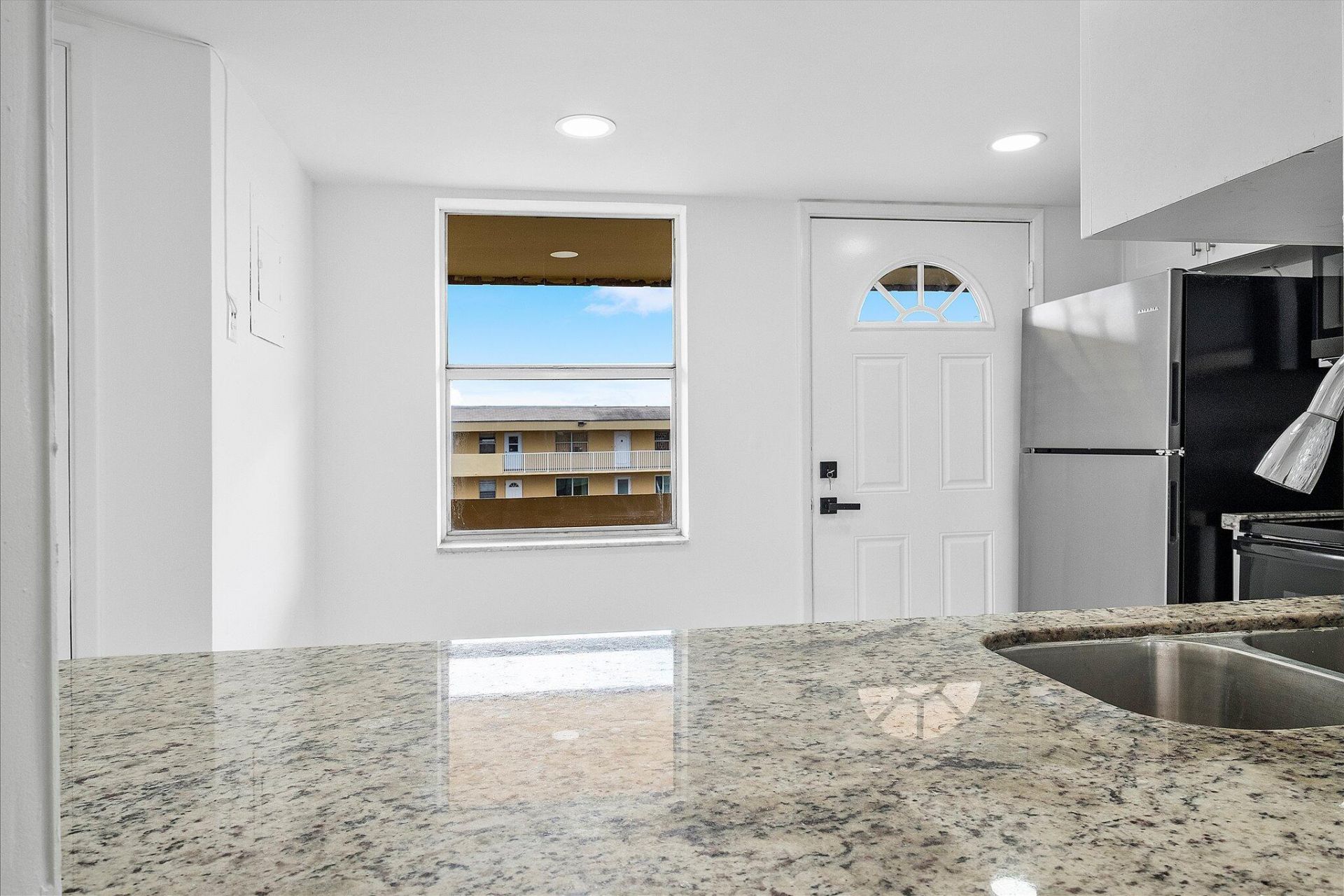 1302 NE 191st Street, Unit 323a, Miami, FL 33179 Photo