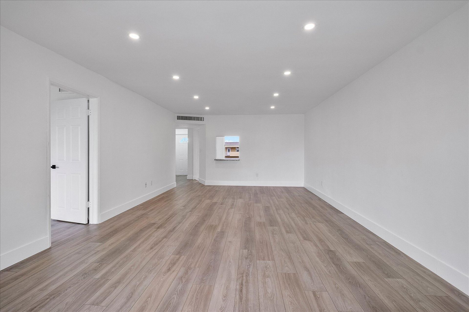 1302 NE 191st Street, Unit 323a, Miami, FL 33179 Photo