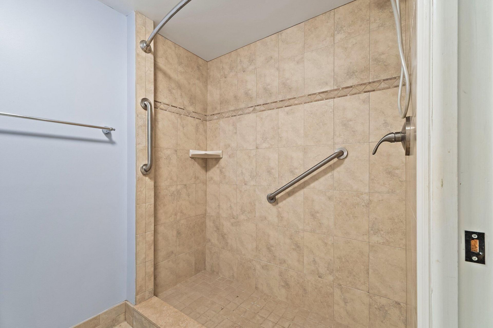 900 Ocean Drive, Unit 106, Juno Beach, FL 33408 Photo