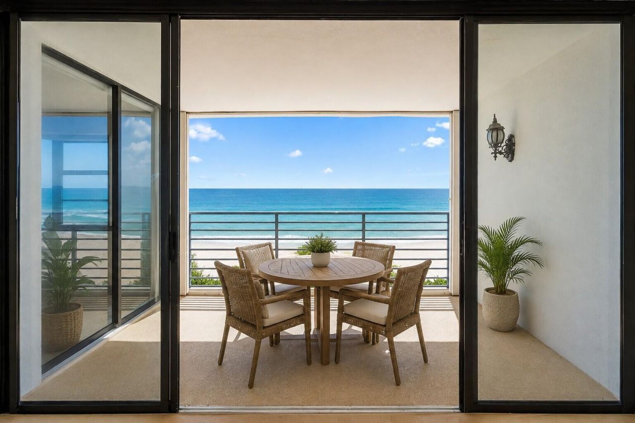 900 Ocean Drive, Unit 106, Juno Beach, FL 33408 Photo