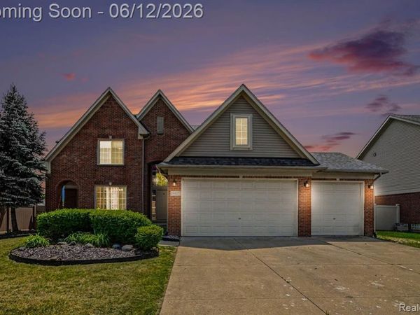 19137 Uroda Street , Brownstown Twp, MI 48173