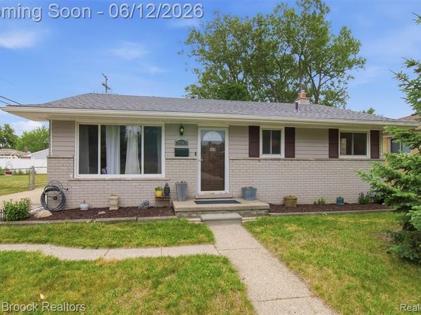 3745 Hayes Street , Wayne, MI 48184