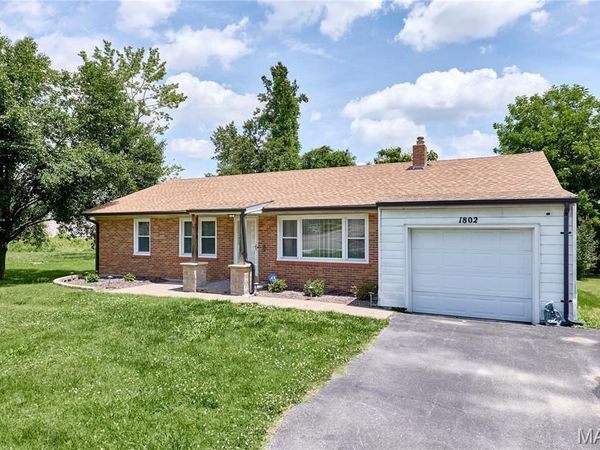 1802 S New Florissant Road , Florissant, MO 63031