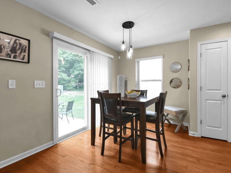 116 Broadstone Circle E, Blacklick, OH 43004 Photo 11