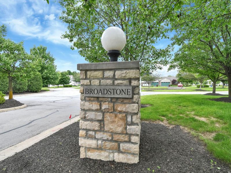 116 Broadstone Circle E, Blacklick, OH 43004 Photo 36