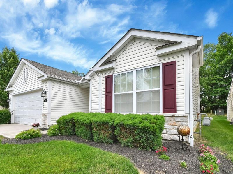 116 Broadstone Circle E, Blacklick, OH 43004 Photo 5