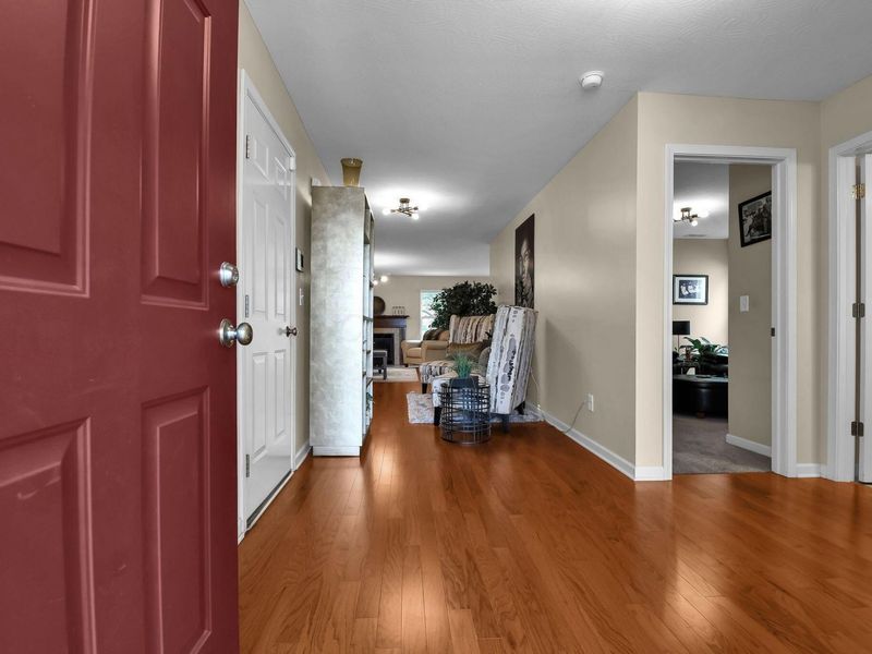 116 Broadstone Circle E, Blacklick, OH 43004 Photo 7
