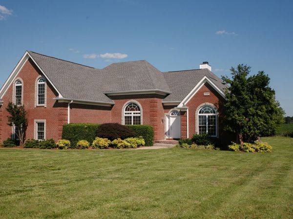 633 Jackson Rd, Portland, TN 37148