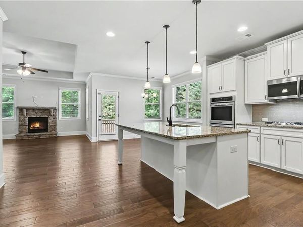 5985 Carruth Lake Drive, Cumming, GA 30028