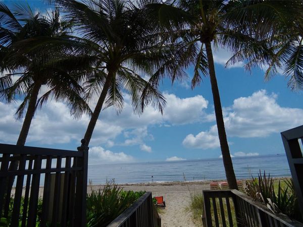 2011 N Ocean Boulevard, Unit 1606, Fort Lauderdale, FL 33305