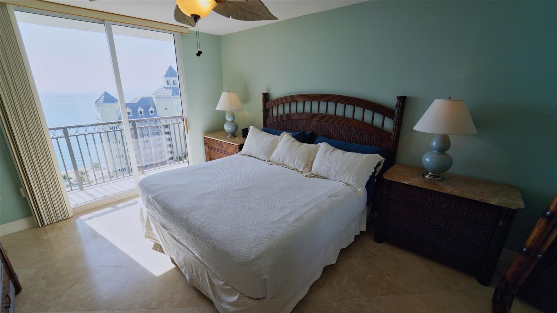 2011 N Ocean Boulevard, Unit 1606, Fort Lauderdale, FL 33305 Photo