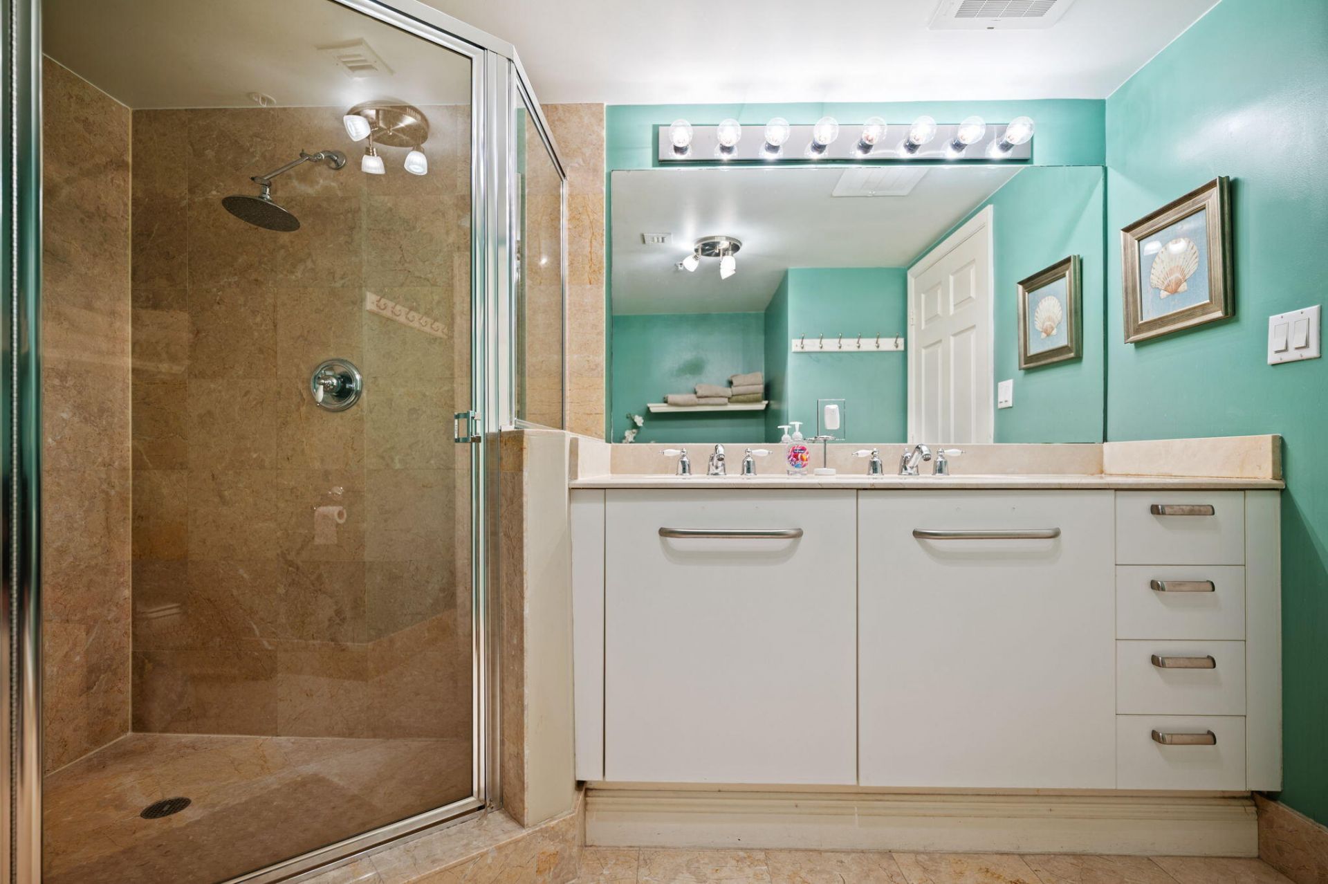 2011 N Ocean Boulevard, Unit 1606, Fort Lauderdale, FL 33305 Photo