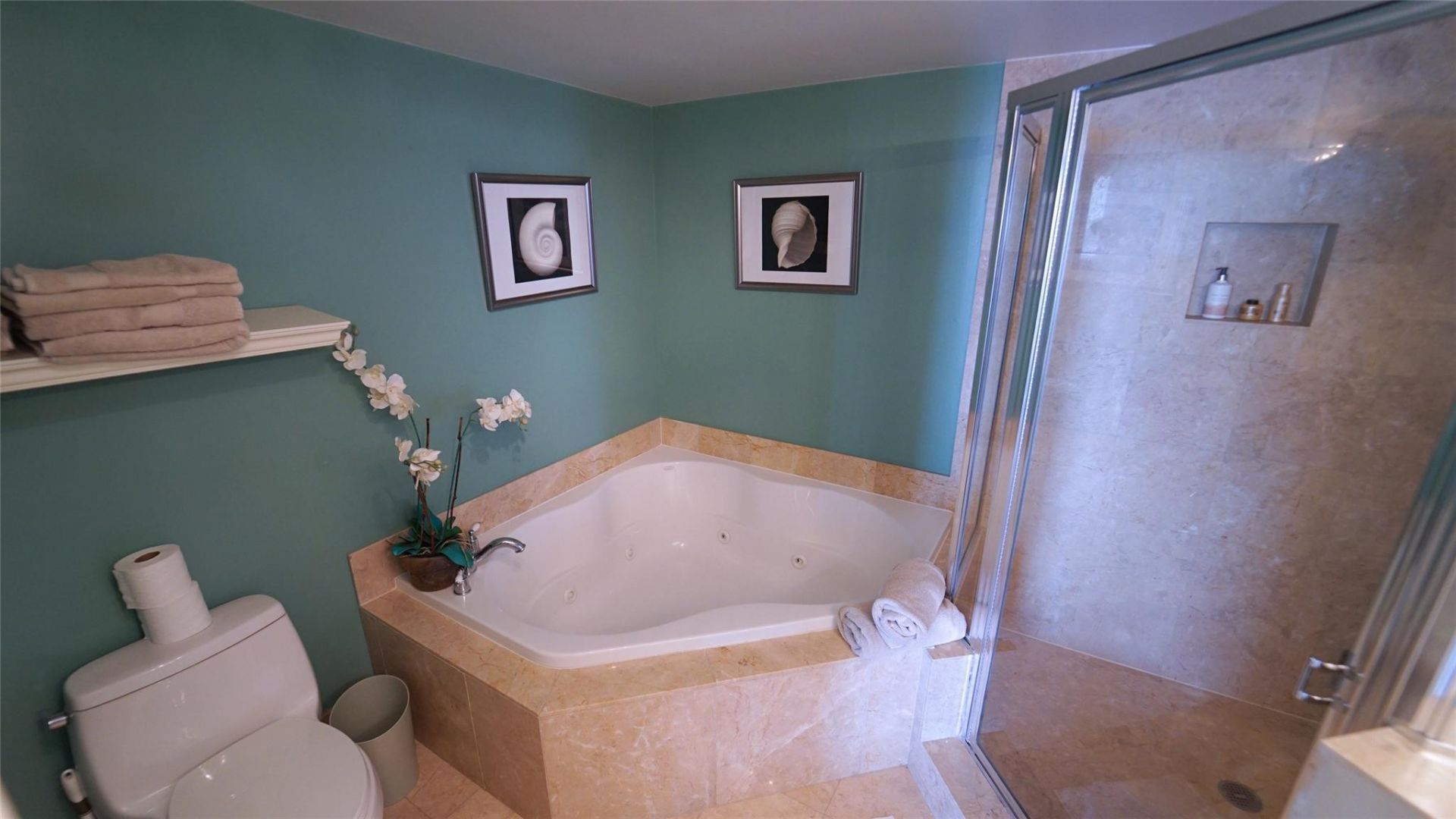 2011 N Ocean Boulevard, Unit 1606, Fort Lauderdale, FL 33305 Photo