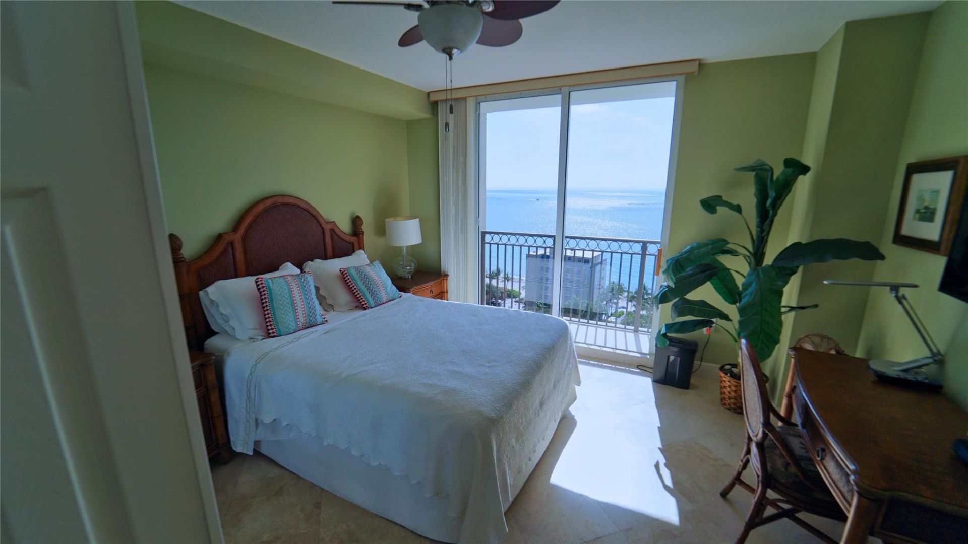 2011 N Ocean Boulevard, Unit 1606, Fort Lauderdale, FL 33305 Photo