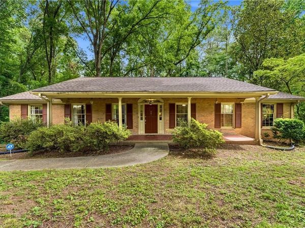 1901 Arnold Drive, Austell, GA 30106