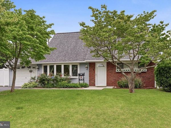 59 QUAIL ROAD, LEVITTOWN, PA 19057