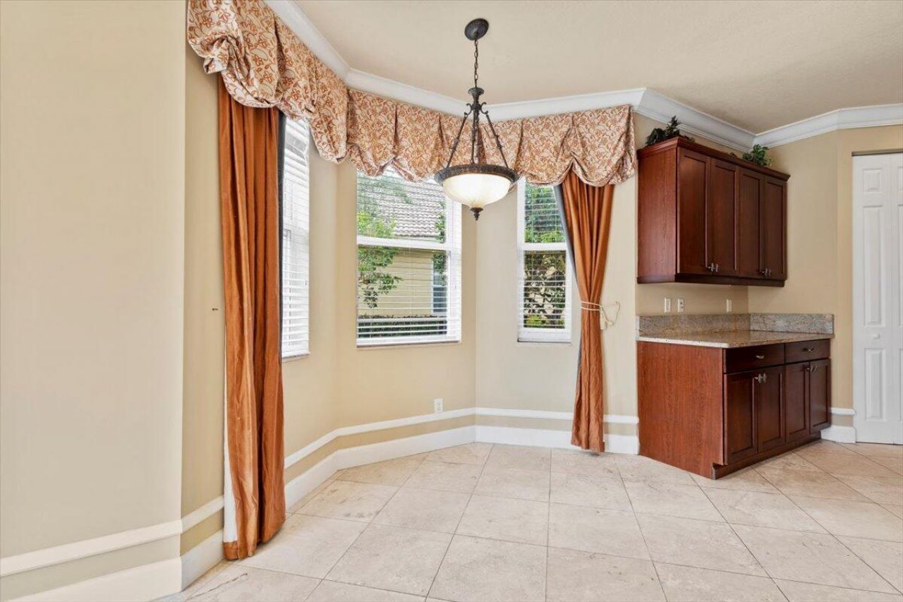 2335 NW Via Della Court, Port Saint Lucie, FL 34986 Photo