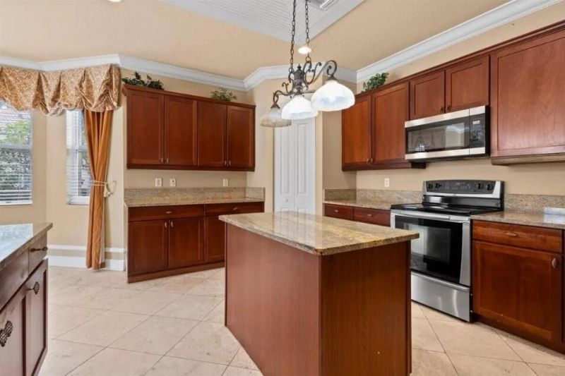 2335 NW Via Della Court, Port Saint Lucie, FL 34986 Photo
