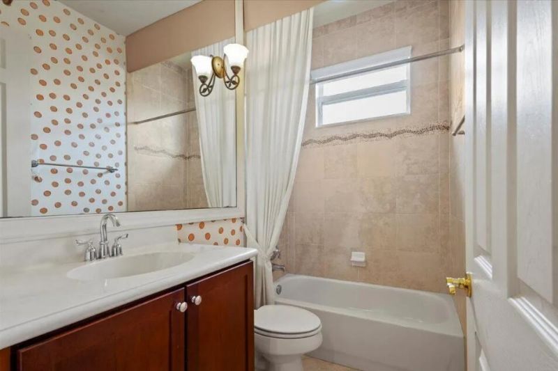 2335 NW Via Della Court, Port Saint Lucie, FL 34986 Photo