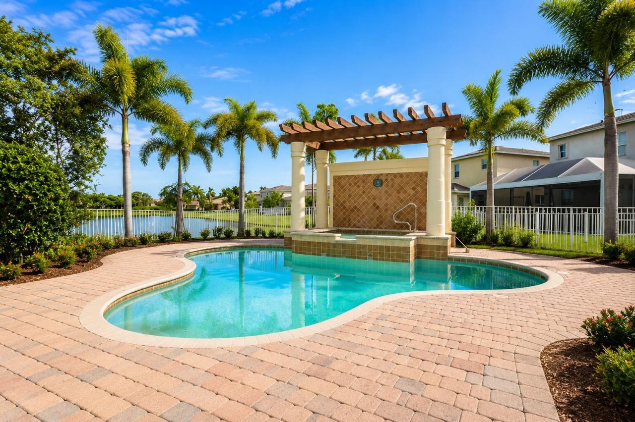 2335 NW Via Della Court, Port Saint Lucie, FL 34986 Photo