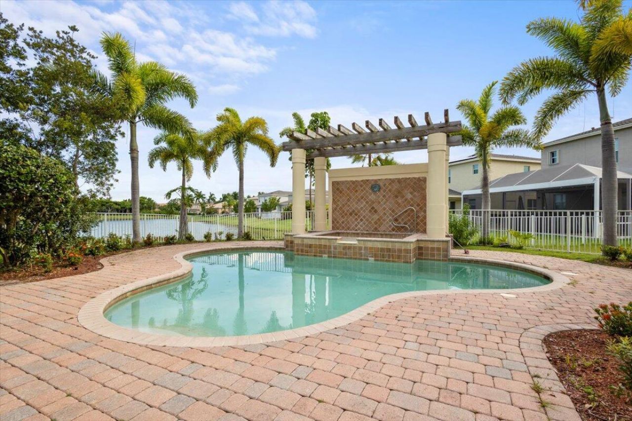 2335 NW Via Della Court, Port Saint Lucie, FL 34986 Photo