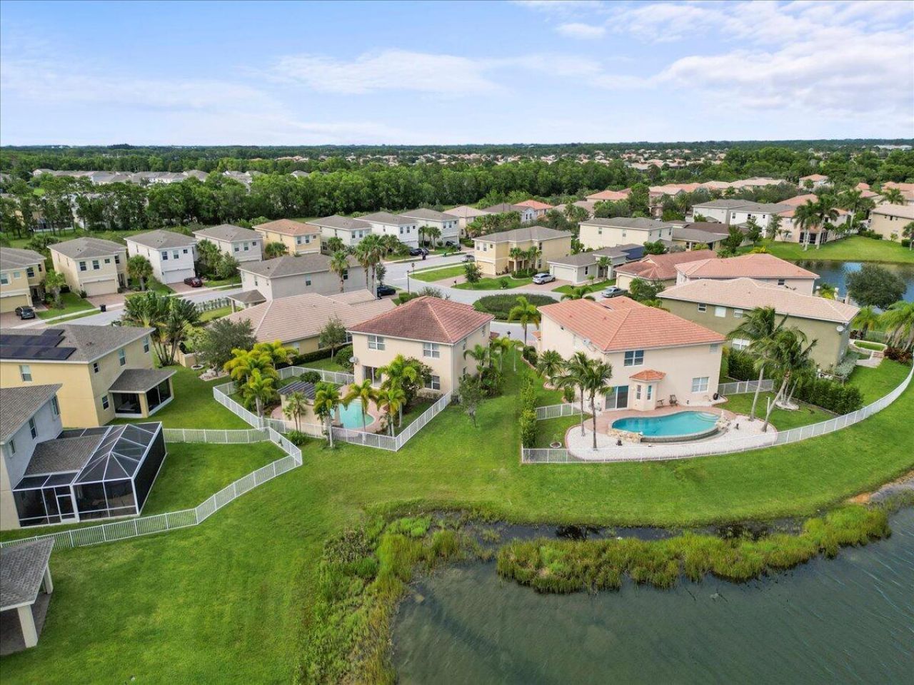 2335 NW Via Della Court, Port Saint Lucie, FL 34986 Photo