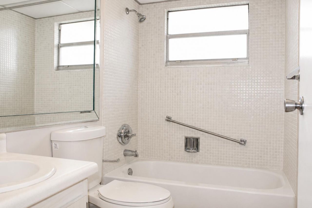 520 Brittany K, Delray Beach, FL 33446 Photo