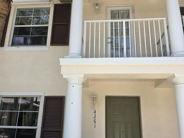 4261 E Main Street E, Jupiter, FL 33458