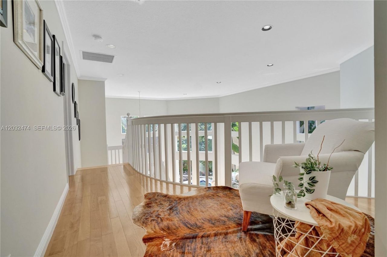 3718 NE 208th St , Unit 3718, Aventura, FL 33180 Photo