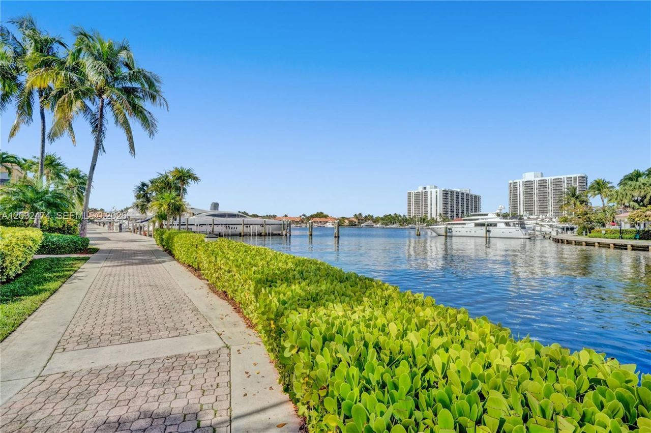 3718 NE 208th St , Unit 3718, Aventura, FL 33180 Photo