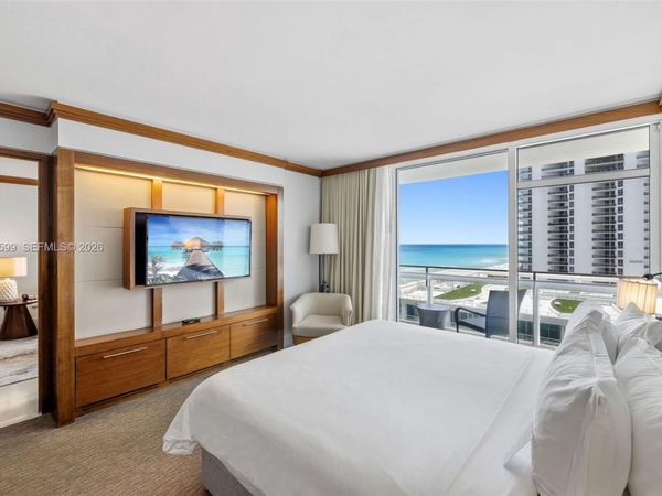 6801 Collins Ave , Unit 1010, Miami Beach, FL 33141