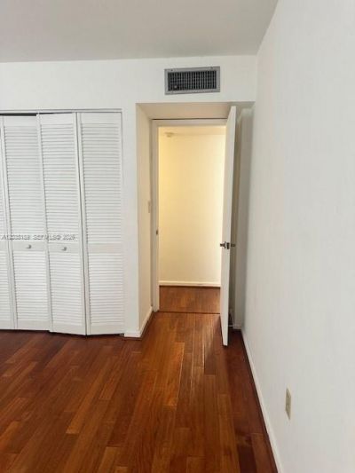 Please Call For Address, Unit 302, Miami, FL 33172 Photo