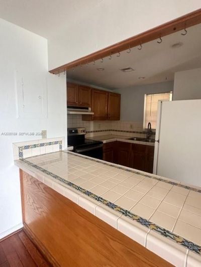 Please Call For Address, Unit 302, Miami, FL 33172 Photo