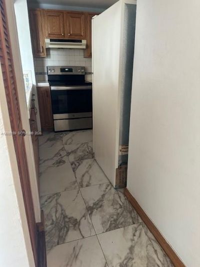 Please Call For Address, Unit 302, Miami, FL 33172 Photo