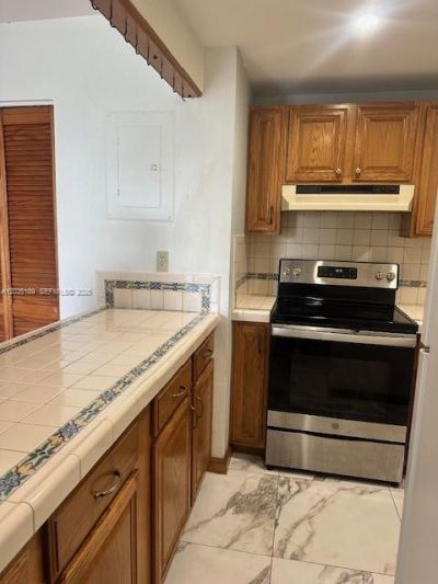 Please Call For Address, Unit 302, Miami, FL 33172 Photo