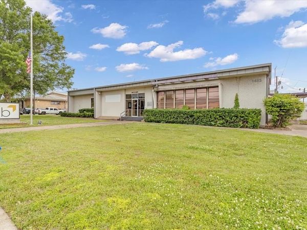 1485 N Main Street , Paris, TX 75460