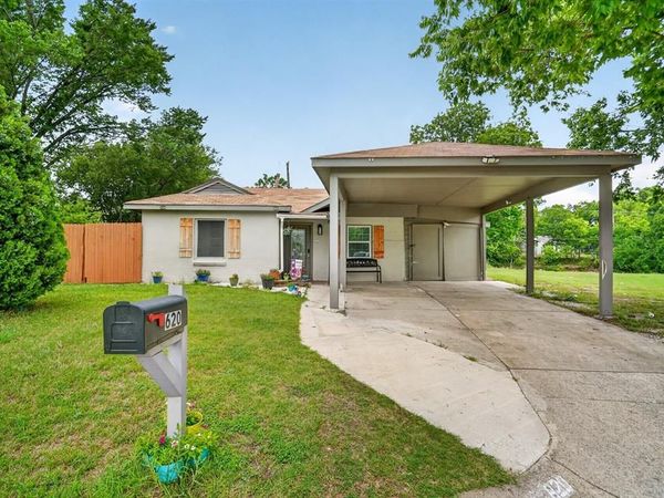 620 S Redford Lane, White Settlement, TX 76108