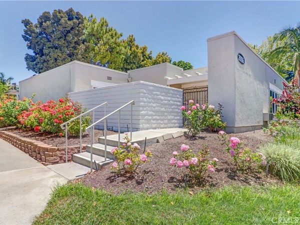 2006 Via Mariposa, Unit B, Laguna Woods, CA 92637