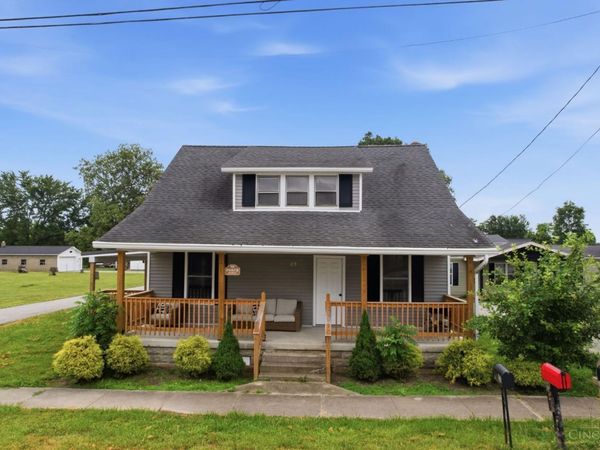 25 S Taylorsville Road, Mowrystown, OH 45133