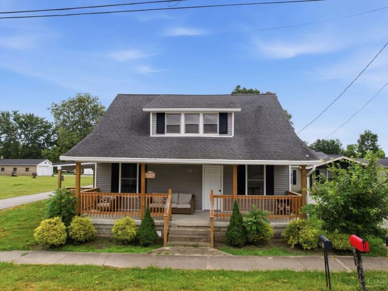 25 S Taylorsville Road, Mowrystown, OH 45133 Photo 1