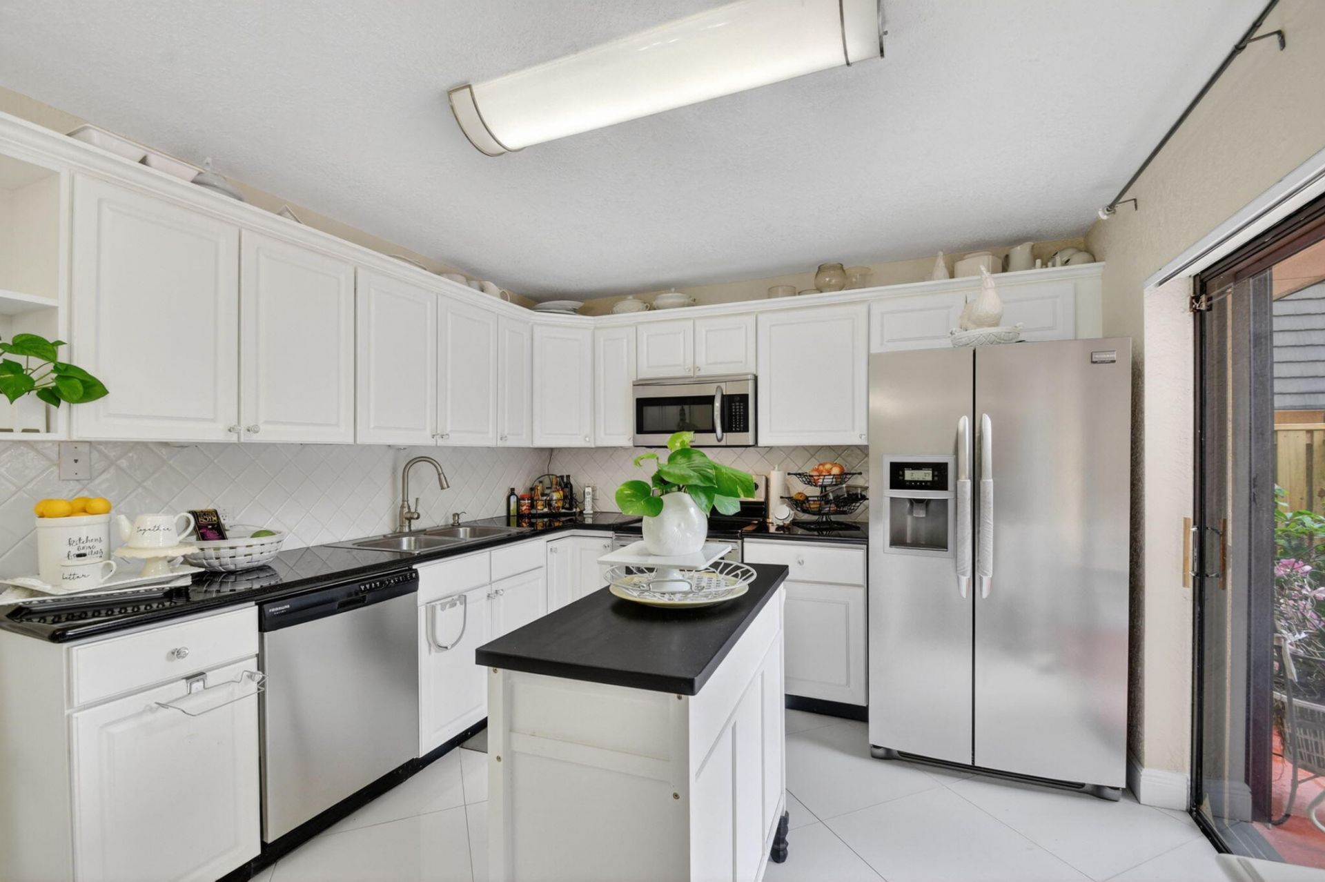 315 3rd Way, West Palm Beach, FL 33407 Photo