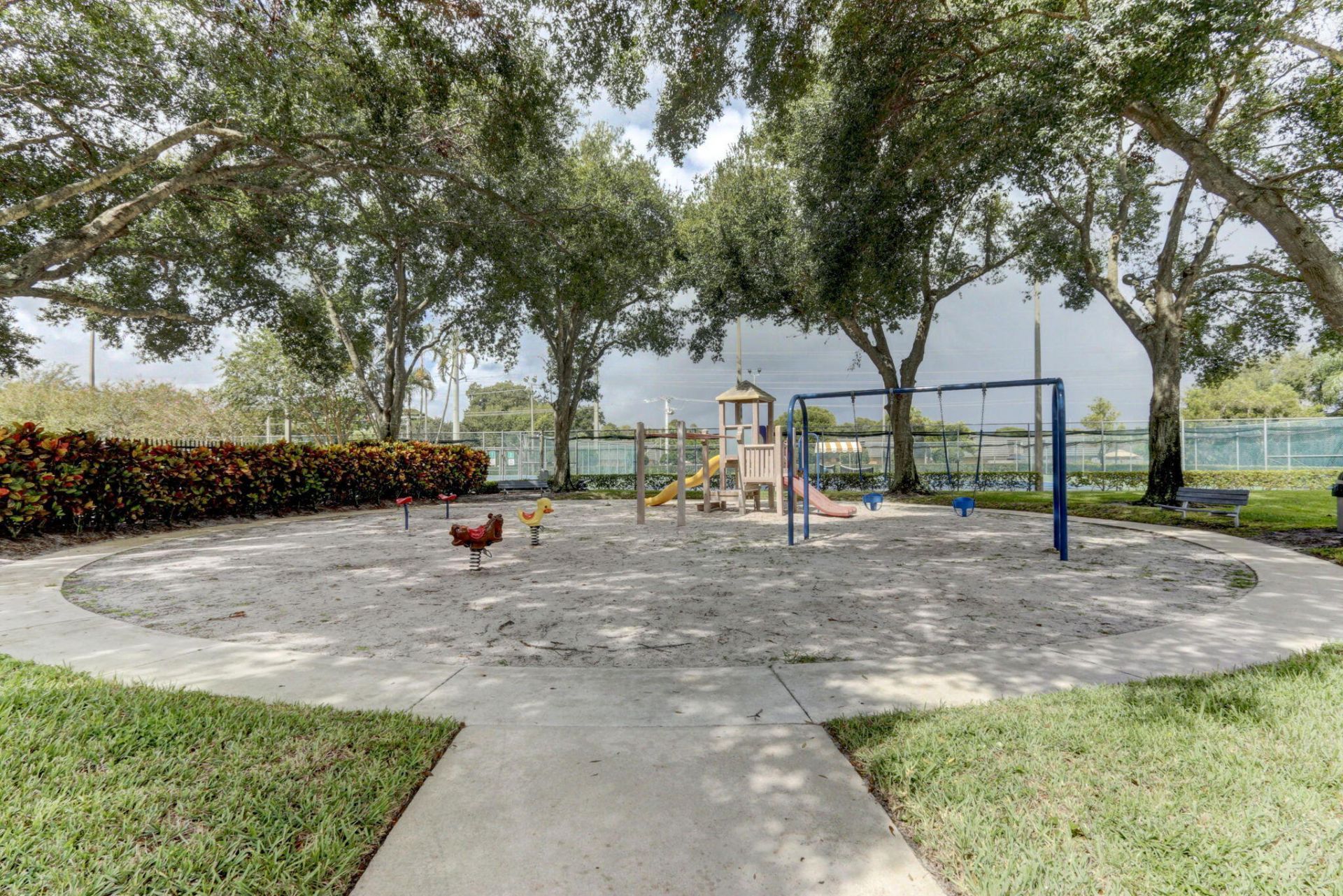 315 3rd Way, West Palm Beach, FL 33407 Photo