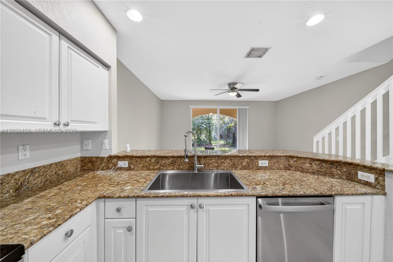 2827 SW 83rd Ter , Unit 102, Miramar, FL 33025 Photo
